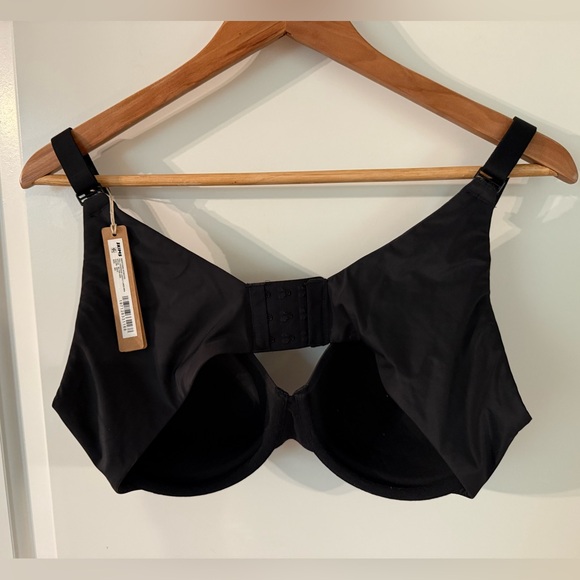 SKIMS Black full coverage bra 36D - Picture 4 of 8